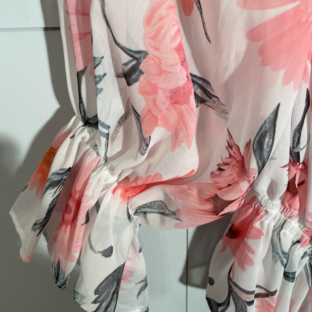 Chic Pink Sheer and White Floral Blouse with Ruffles - Picture 4 of 13